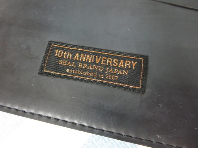 SEAL 10th ANNIVERSARY �`�P�b�g�P�[�X �u���b�N�~���b�h 10���N �̎ʐ^2