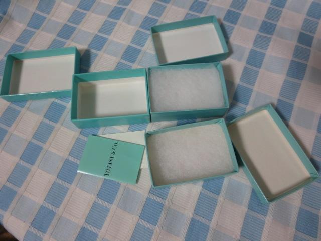 TIFFANY&Co. �e�B�t�@�j�[ �󂫔�3�Z�b�g 8�~5.5�~2..7cm �̎ʐ^2