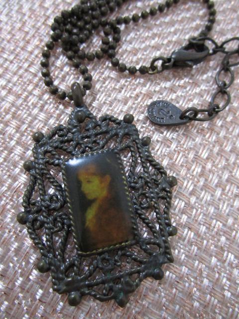 IMPRESSION ���m���[���̊G�� �y���_���g�E�l�b�N���X �A���e�B�[�N�� ���s�C���[�k�E�J�[���E�_�����F�[����(�����C���[�k)�t �̎ʐ^2