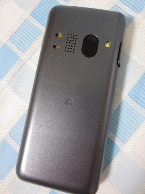 au ���Z�� GRATINA 4G KYF31 �u���b�N �J�����������f�� �̎ʐ^5