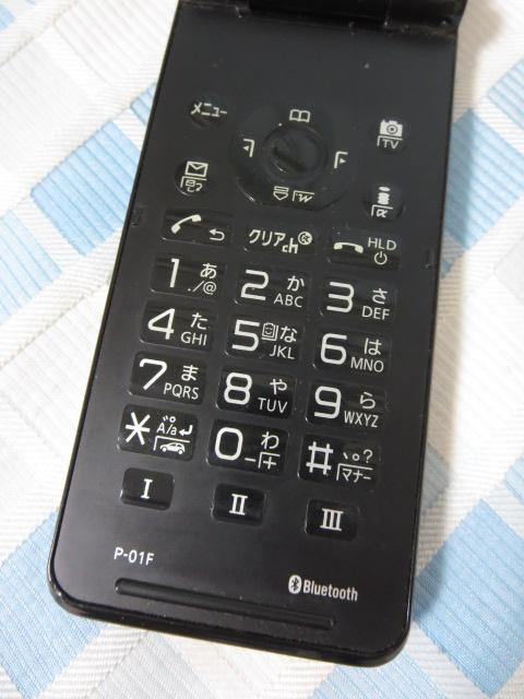 Panasonic �p�i�\�j�b�N docomo �g�ѓd�b P-01F �u���b�N �W�����N �̎ʐ^2