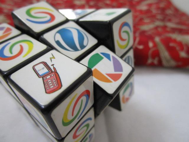 mxeB Google [rbNL[u RUBIK'S  ̎ʐ^5