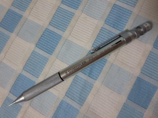 STAEDTLER�X�e�b�h���[ ���}�p�V���[�v�y���V�� REG 0.7mm 925 85-07 ��� �̎ʐ^1