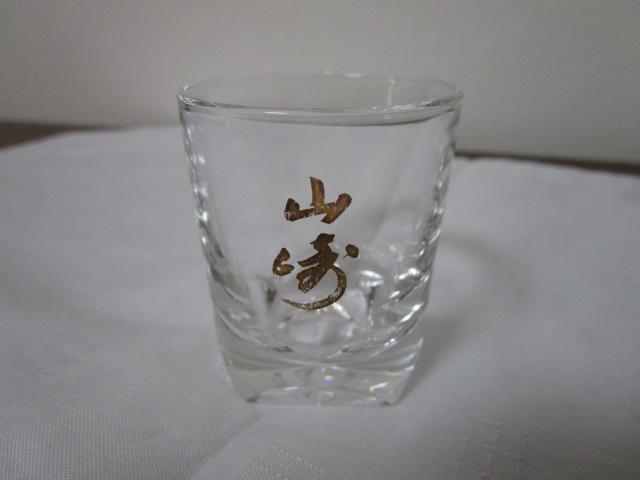 �R�� �V���b�g�O���X �̎ʐ^1