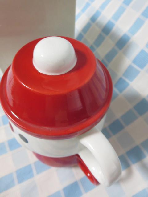 �T���^�̃}�[�N �I���W�i���}�O�J�b�v �X�C�[�g�K�[�f�� �̎ʐ^3