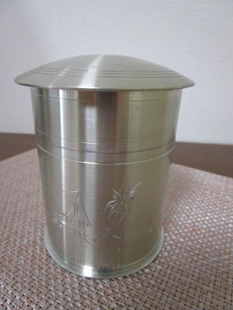 �V���K�|�[�� ���� �s���[�^�[ UNIVERSAL PEWTER �̎ʐ^1