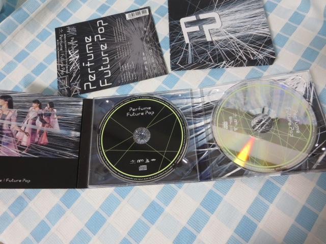 CD/DVD Future Pop(SY) / Perfume ̎ʐ^2