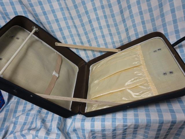 古いガーメントバッグ 紺 46×38×11cm の写真4