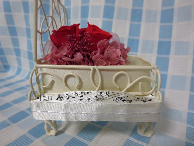 �s�A�m�ɍڂ����Ԃ����o�� �v���U�[�u�h�t�����[ �̎ʐ^6