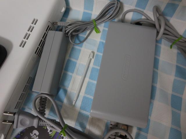 Wii U }IJ[g8 Zbg  32GB ɗVׂZbg+XvgD[ mς ̎ʐ^6