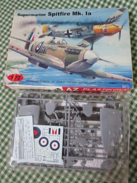 AZf 1/72 Supermarine Spitfire Mk.Ia ̎ʐ^1