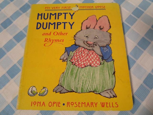 HUMPTY DUMPTY and Other Rhymes ̎ʐ^1