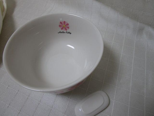 未使用 ハローキティ 茶わん&はし置き 陶磁器 お茶碗&箸置き 2007 の写真3