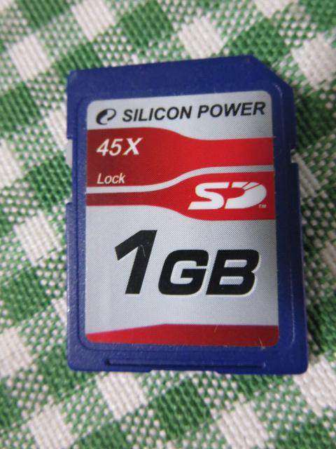 SILICON POWER SD[J[h 1GB 45X ̎ʐ^1