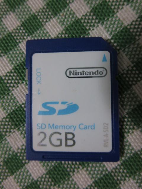 任天堂純正 SDメモリーカード 2GB/RVL-A-SD2 の写真1