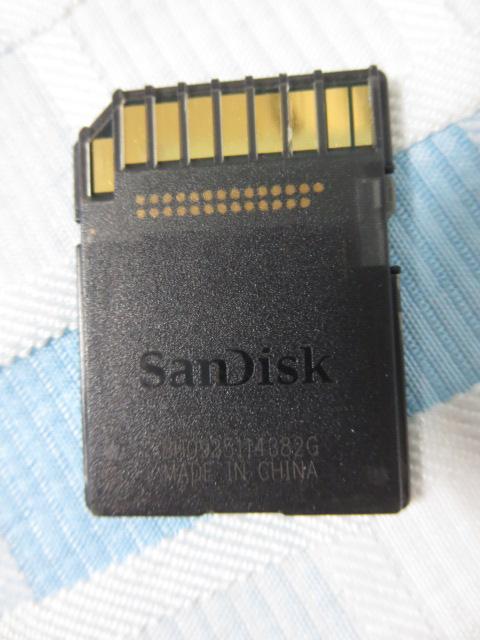 SanDisk Extreme SD[J[h/SDHC 4GB Class10 30MB/s ̎ʐ^2