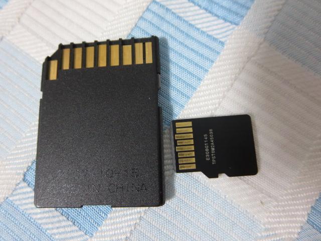 BUFFALO microSD[J[h 8GB Class4/A_v^t ̎ʐ^2